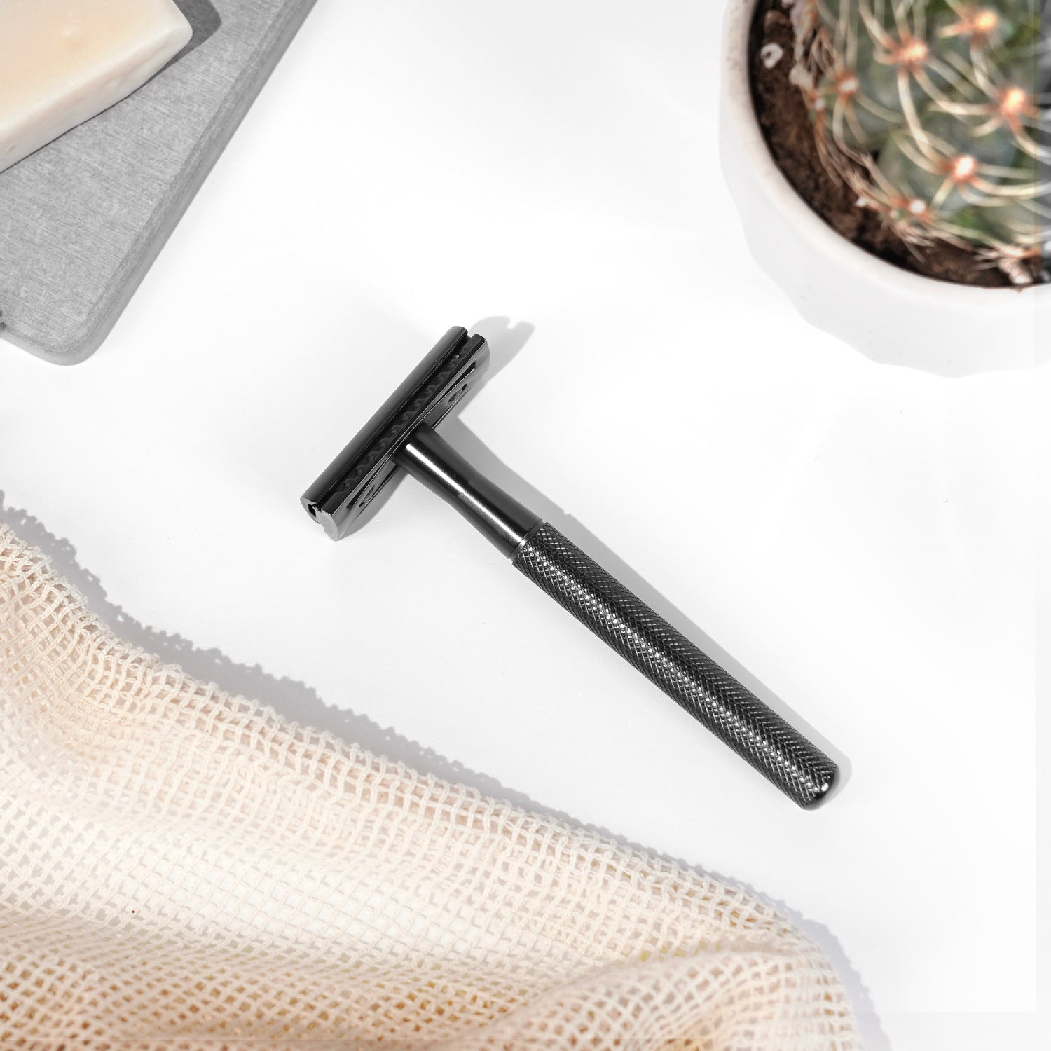 Zomchi Black Reusable Plastic Free Double Sided Razor